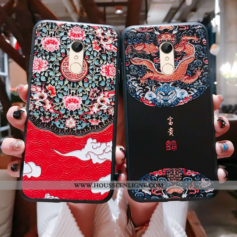 Coque Xiaomi Redmi 5 Gaufrage Vintage Support Téléphone Portable Ornements Suspendus Étui Tout Compr