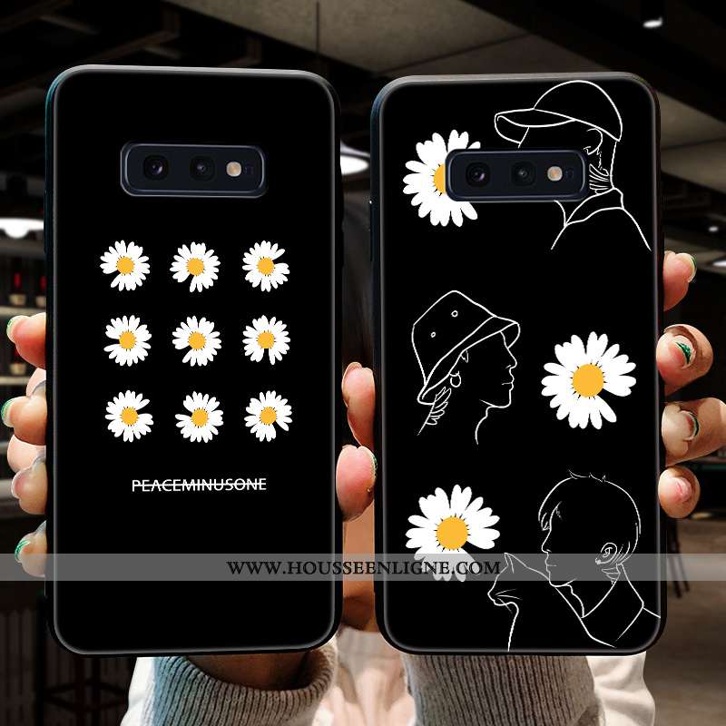 Housse Samsung Galaxy S10e Silicone Protection Tendance Étoile Coque Nouveau Fluide Doux Noir