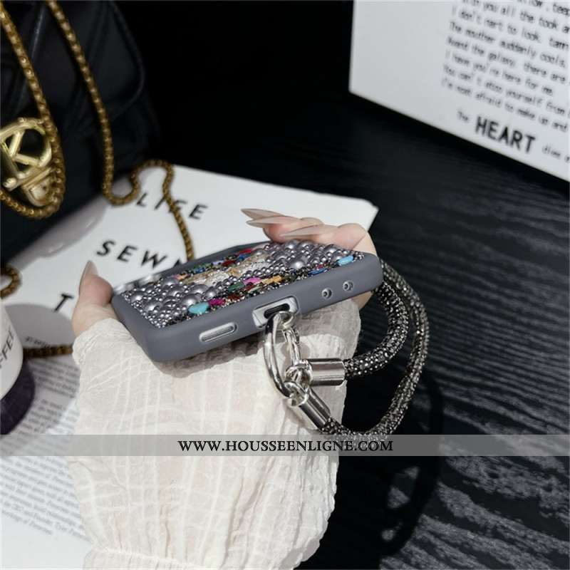 Coque Samsung Galaxy Z Flip 7 Design Paillettes et Dragonne