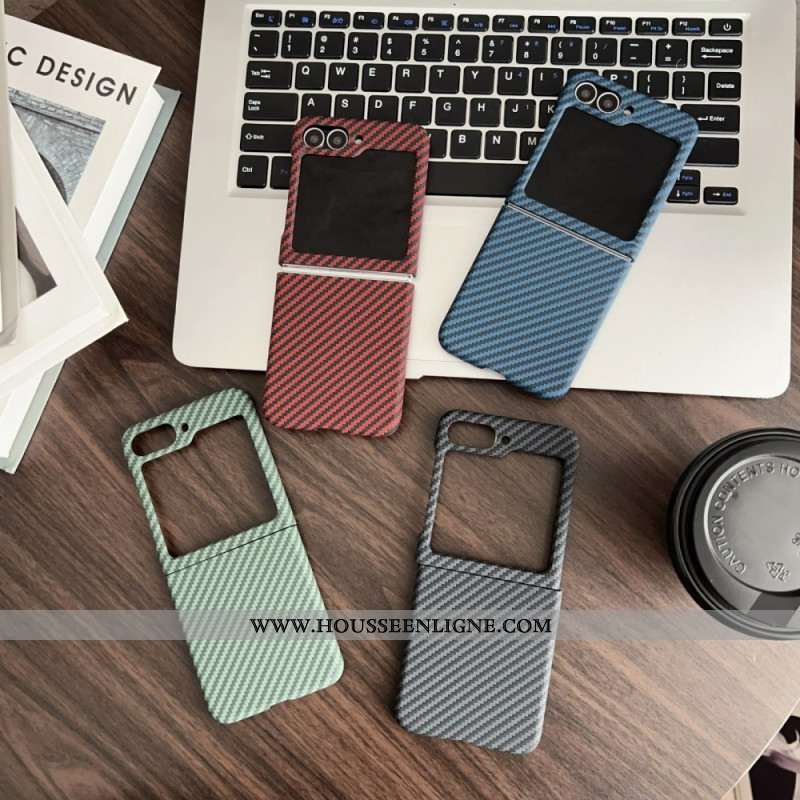 Coque Samsung Galaxy Z Flip 7 FE / Z Flip 6 Magnétique Texture Fibre Carbone