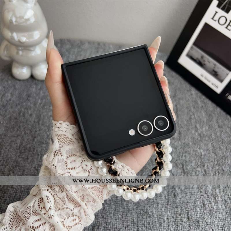 Coque Samsung Galaxy Z Flip 7 Lapin Smile avec Bracelet