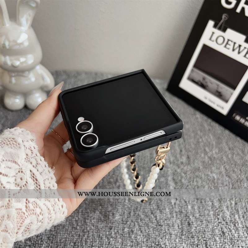 Coque Samsung Galaxy Z Flip 7 Lapin Smile avec Bracelet