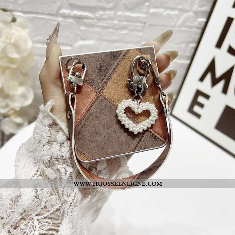 Coque Samsung Galaxy Z Flip 7 Pendentif et Dragonne