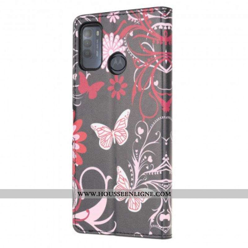 Housse Moto G50 Papillons et Fleurs