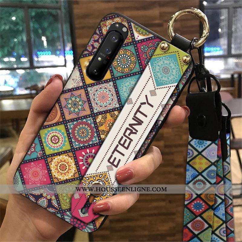 Coque Sony Xperia 1 Ii Vintage Tendance Fluide Doux Ornements Suspendus Téléphone Portable Style Chi