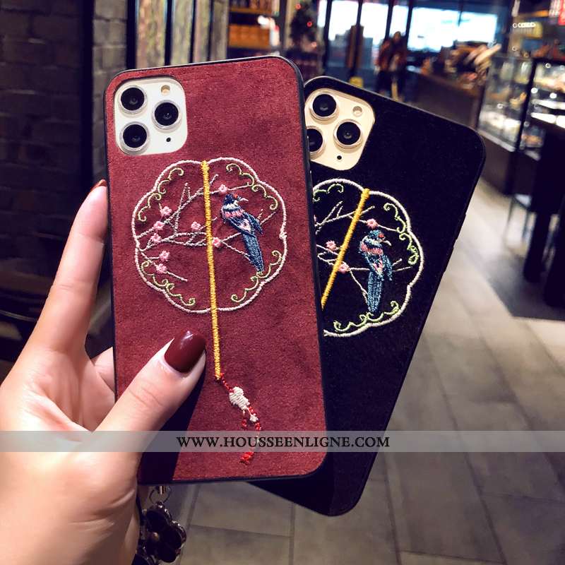 Coque iPhone 11 Pro Broderie Ornements Suspendus Rouge Velours Téléphone Portable Style Chinois
