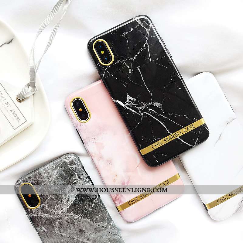 Coque iPhone Xs Fluide Doux Silicone Noir Vent Protection Incassable Tendance