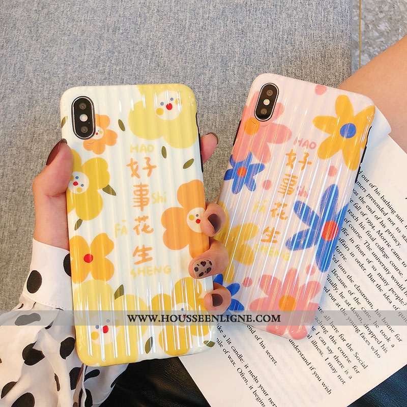 Coque iPhone Xs Fluide Doux Silicone Tendance Tout Compris Jaune Étui