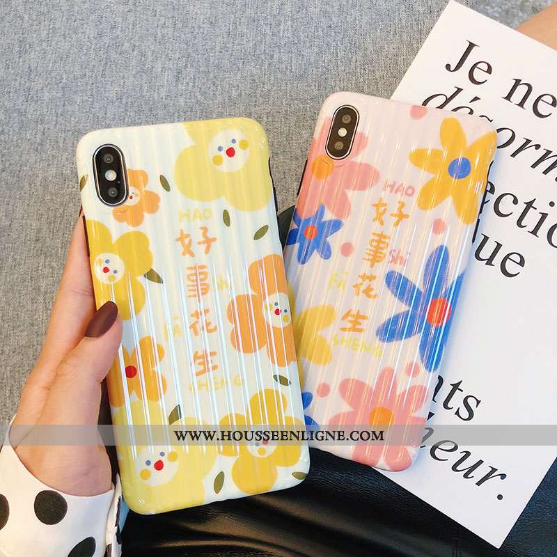 Coque iPhone Xs Fluide Doux Silicone Tendance Tout Compris Jaune Étui