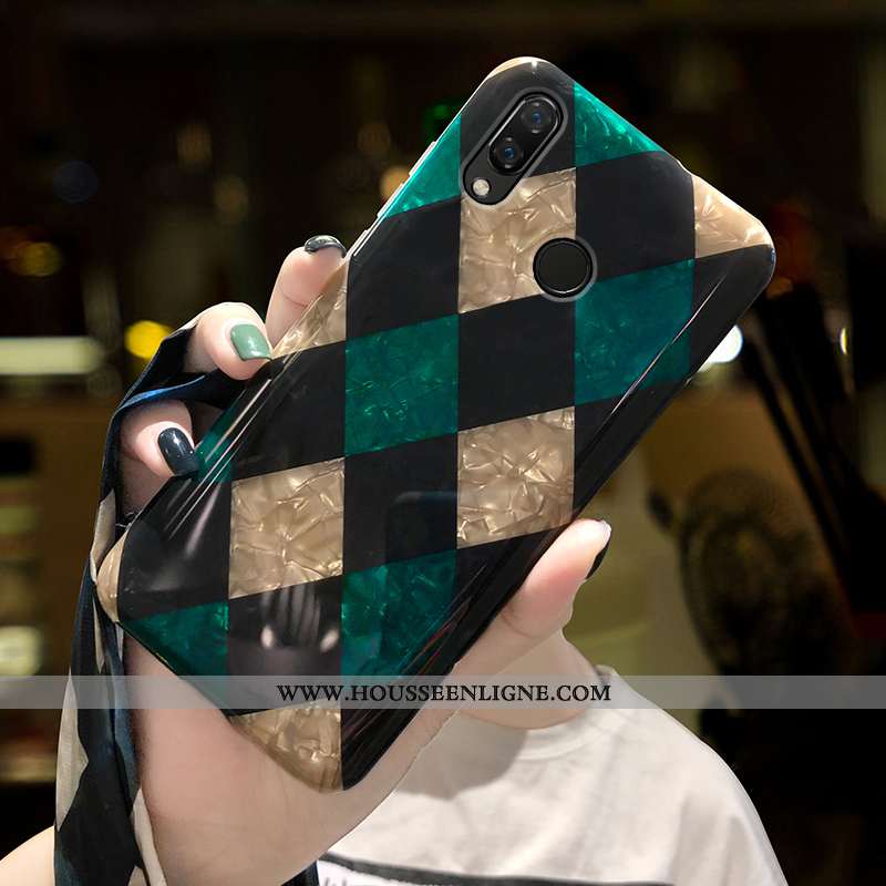 Housse Huawei P Smart+ Silicone Personnalité Tendance Multicolore Coque Losange Tout Compris Coloré