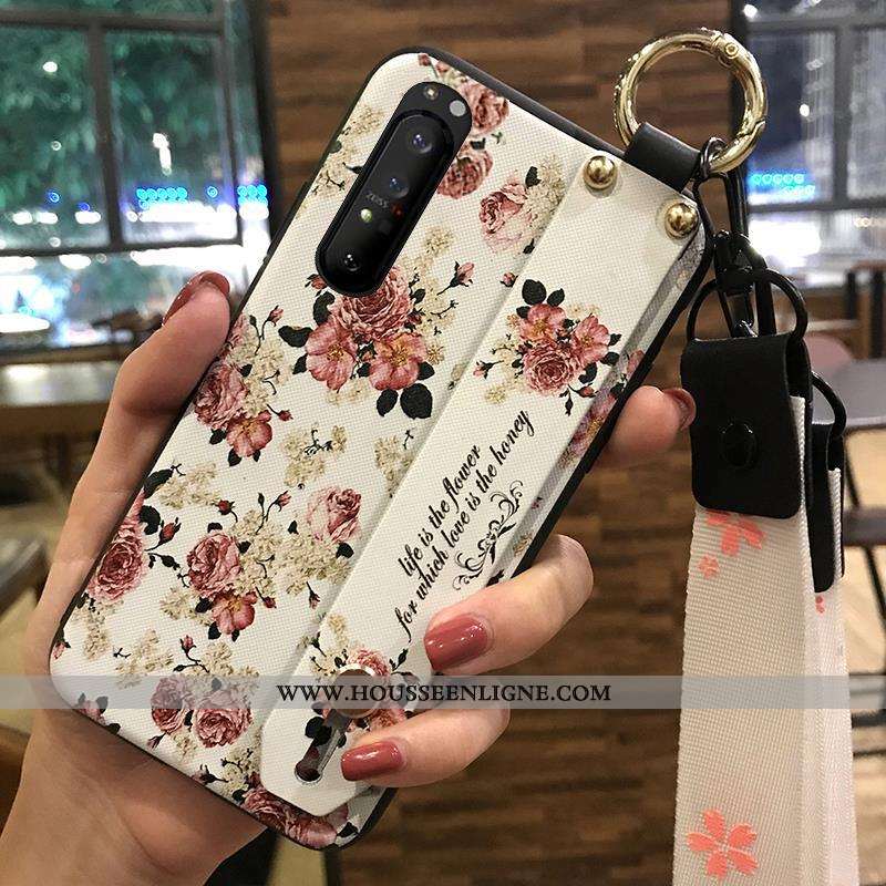 Housse Sony Xperia 1 Ii Fluide Doux Protection Étui Téléphone Portable Support Blanc Fleur Blanche