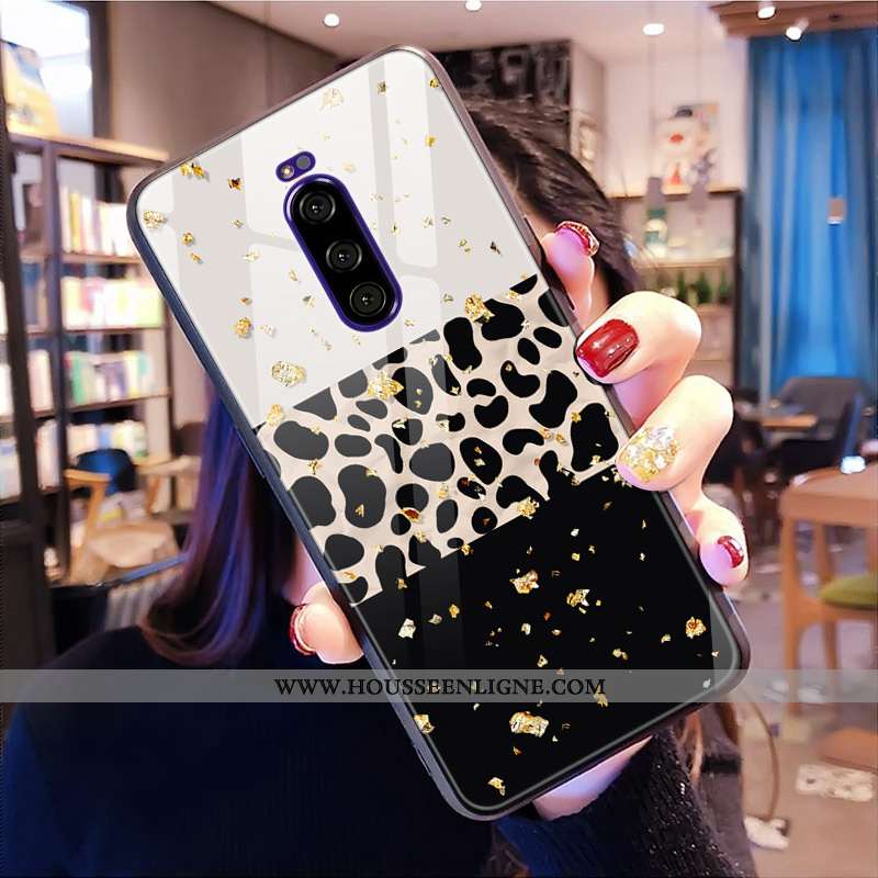 Housse Sony Xperia 1 Verre Noir Net Rouge Coque Vent Téléphone Portable Rose