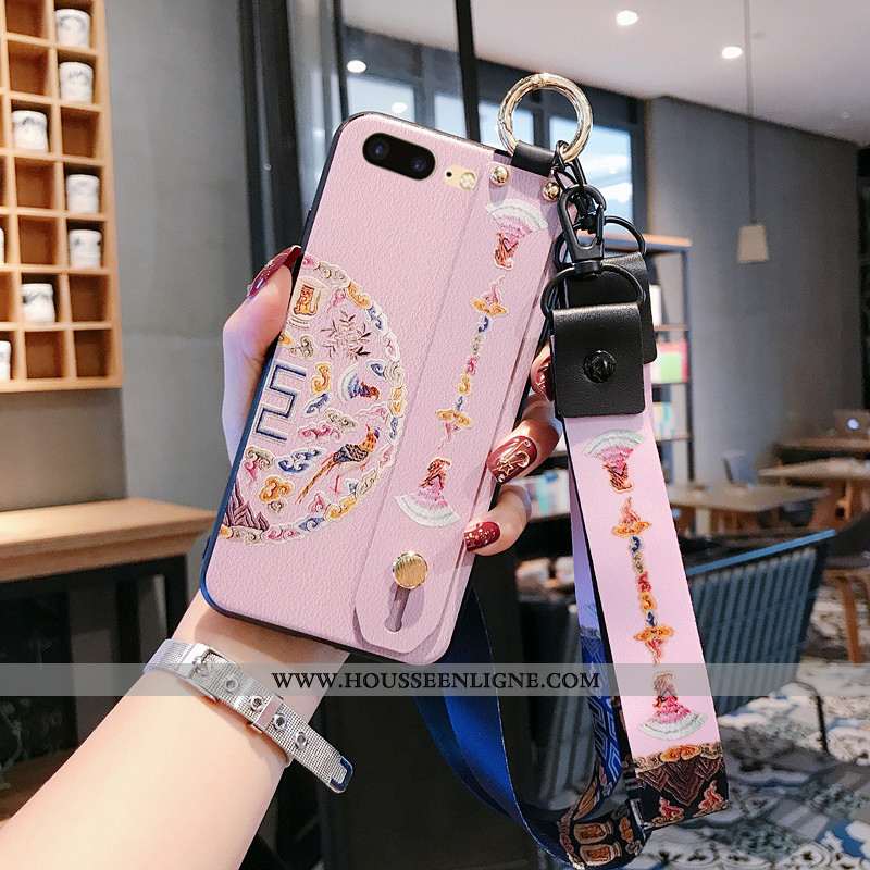 Housse iPhone 8 Plus Gaufrage Cou Suspendu Luxe Vent Palais Style Chinois Vintage Rose
