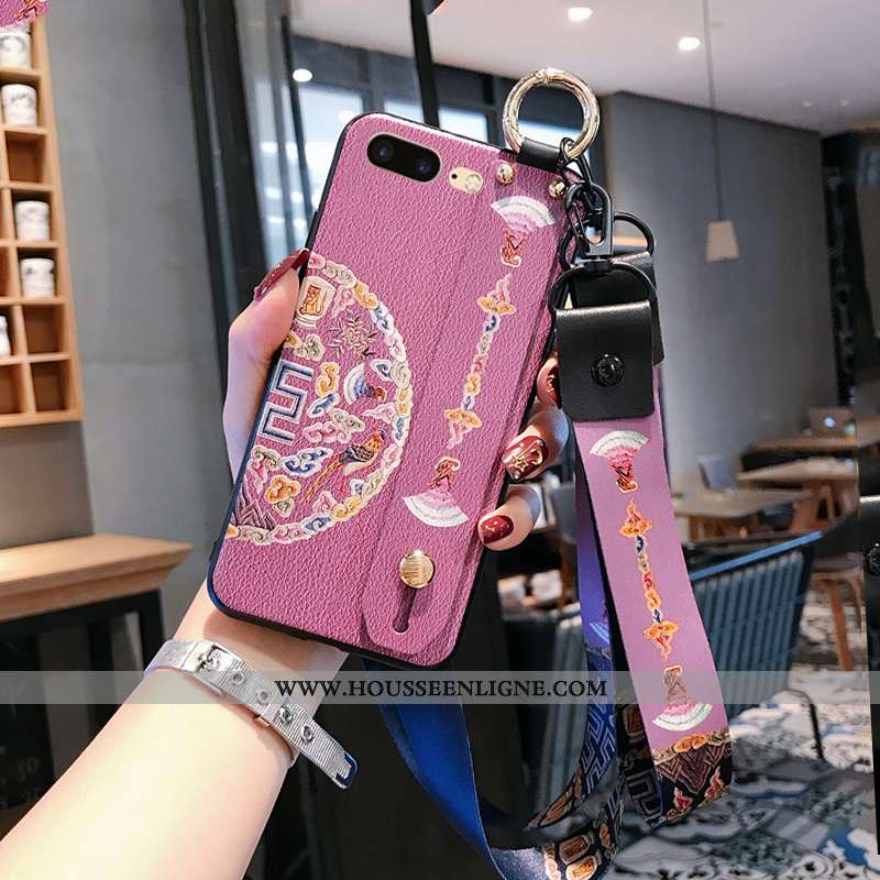 Housse iPhone 8 Plus Gaufrage Cou Suspendu Luxe Vent Palais Style Chinois Vintage Rose
