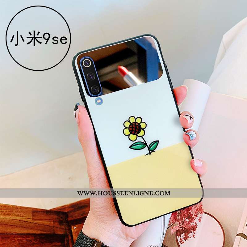 Étui Xiaomi Mi 9 Se Verre Personnalité Petit Net Rouge Coque Simple Téléphone Portable Blanche