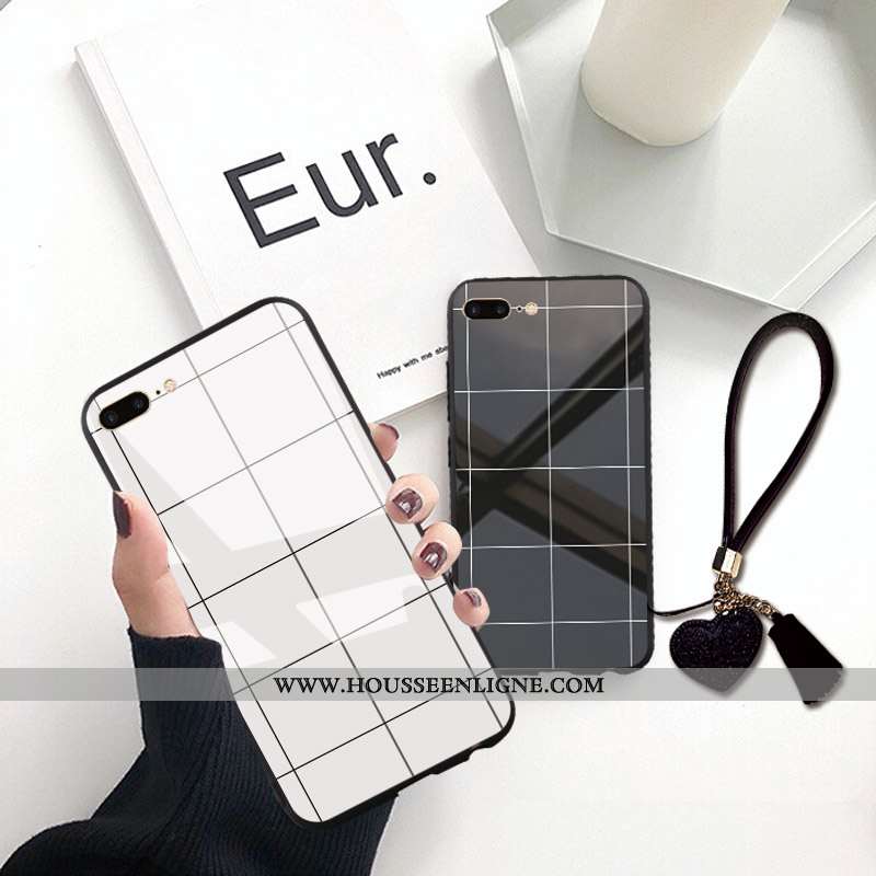 Étui iPhone 7 Plus Protection Verre Tendance Noir Géométrie Amoureux
