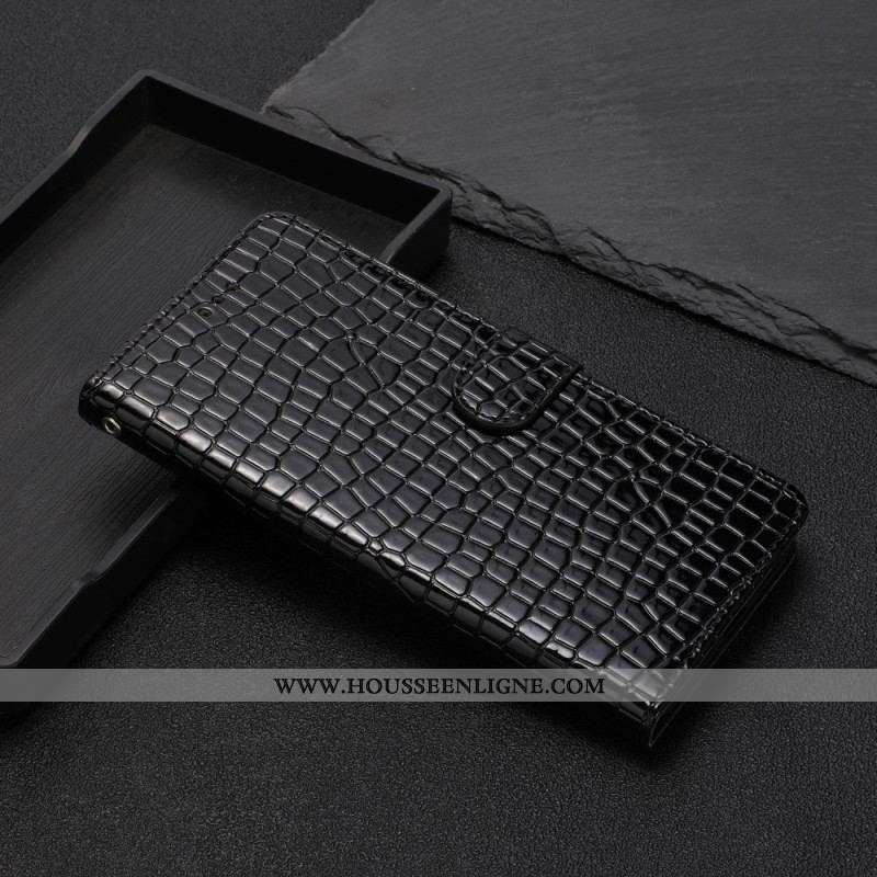 Housse iPhone 15 Plus Style Crocodile avec Lanière